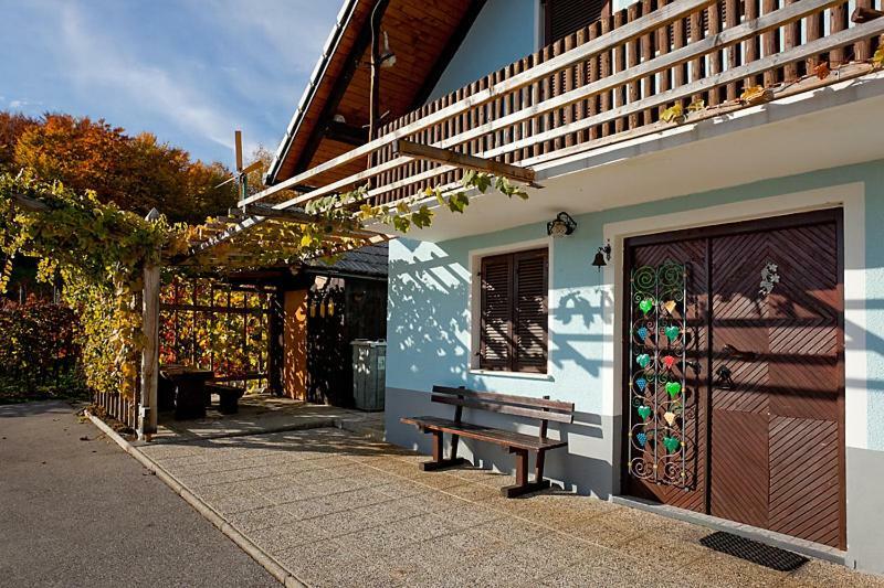 Zidanica Meglic - Vineyard Cottage Meglic Trebnje Exterior foto